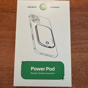 NIB Power Pod Magnetic Wireless Power Bank - Solid Black